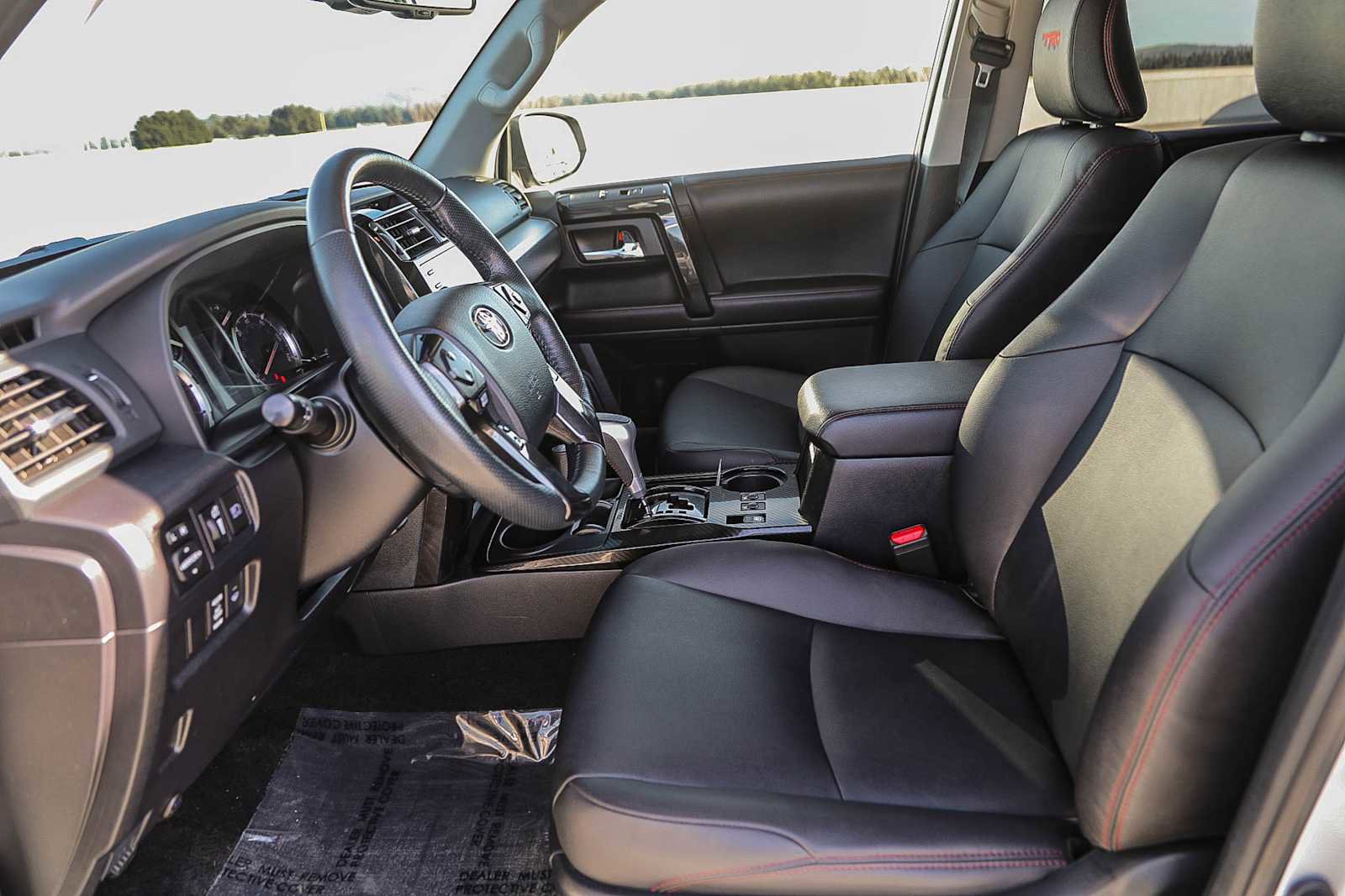 Certified 2024 Toyota 4Runner TRD Off-Road Premium image 18