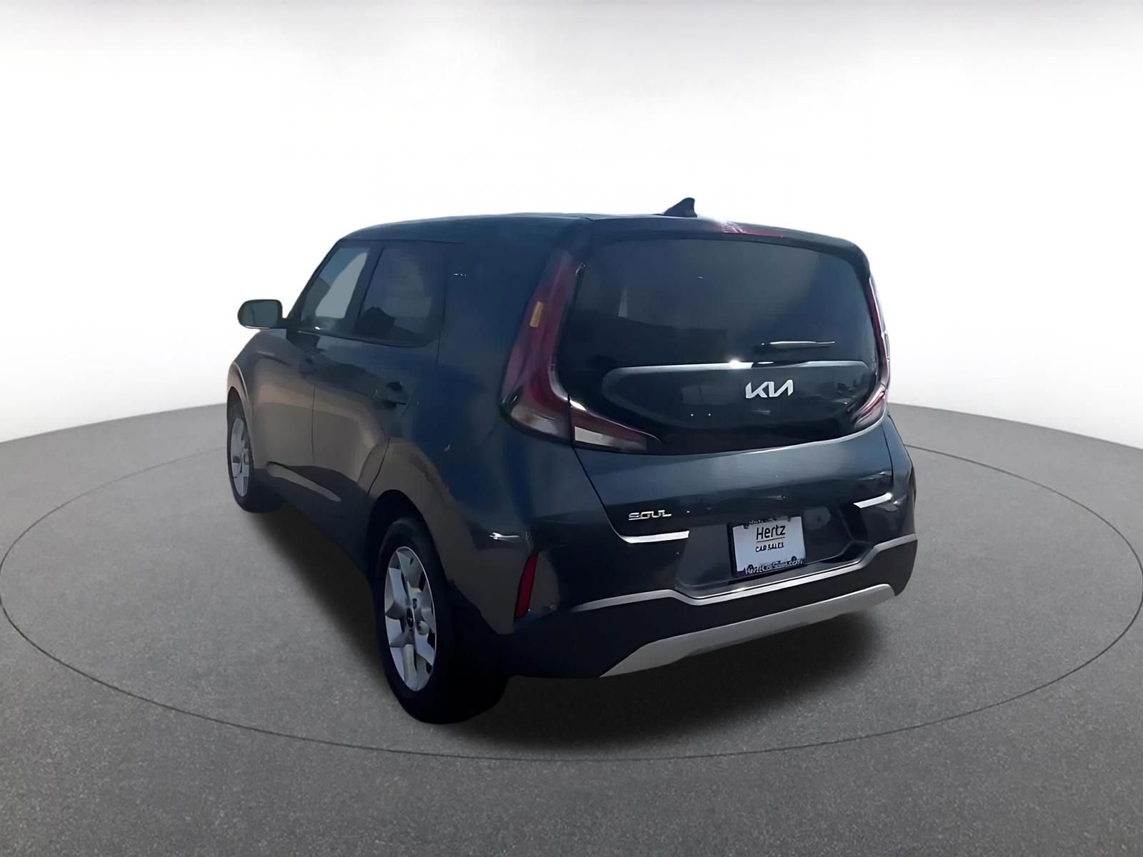 Used 2025 Kia Soul LX w/ LX Technology Package image 11