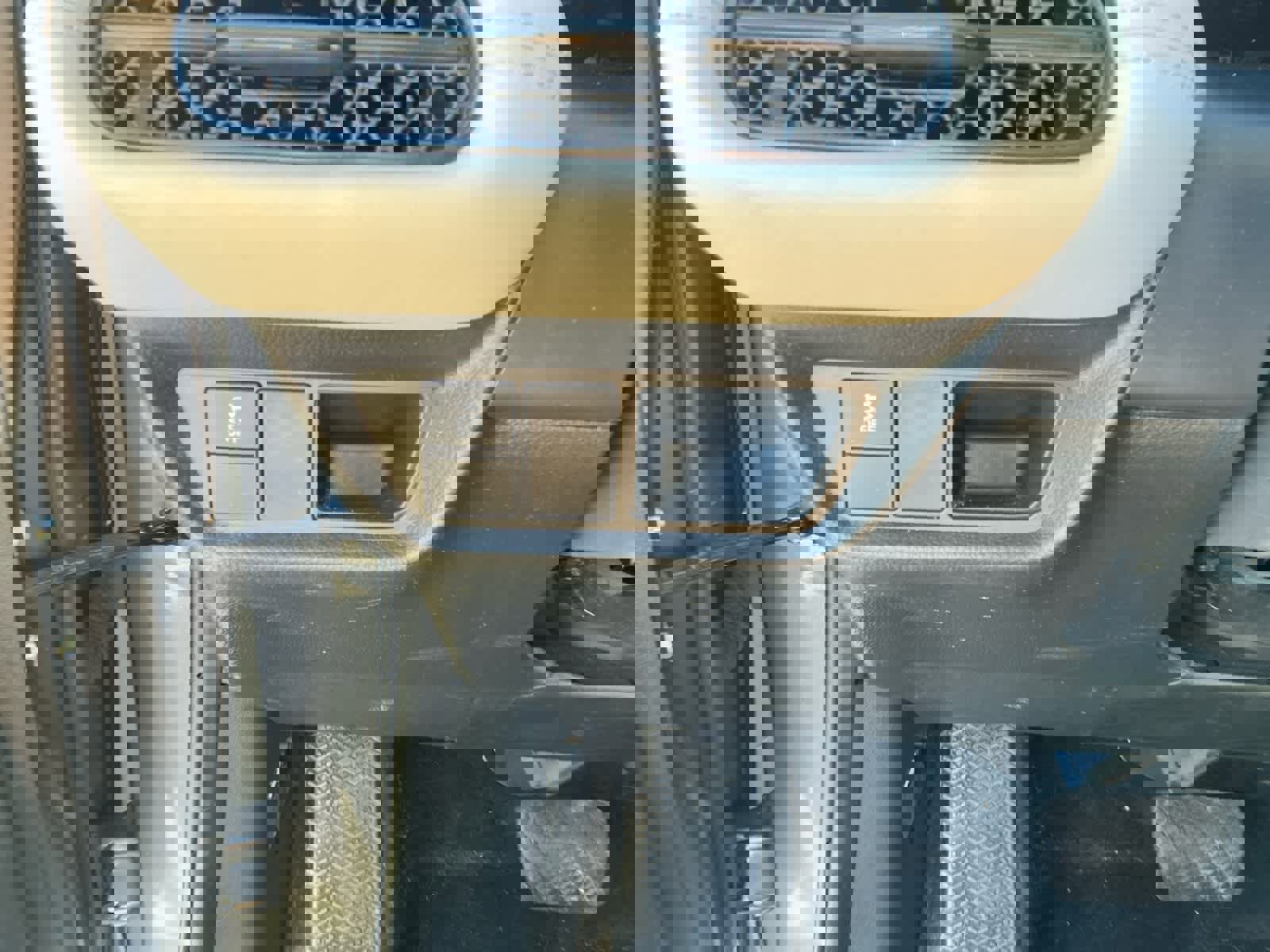 Used 2023 Honda HR-V LX image 19