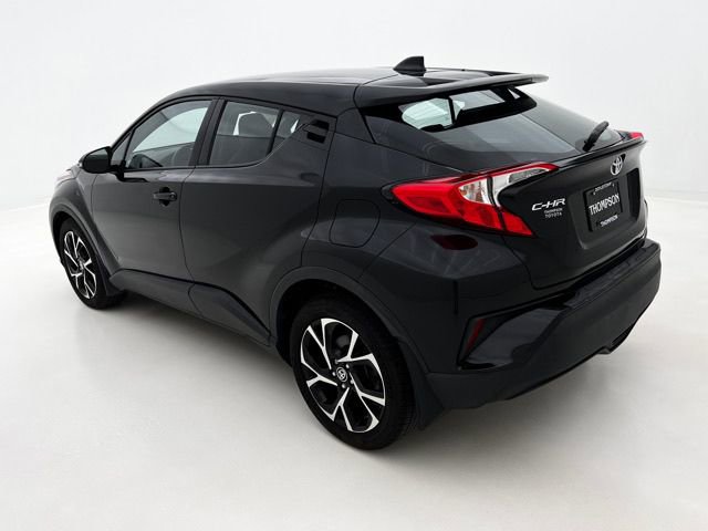 Used 2020 Toyota C-HR XLE FWD image 9