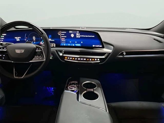 Used 2024 Cadillac Lyriq Luxury RWD image 13