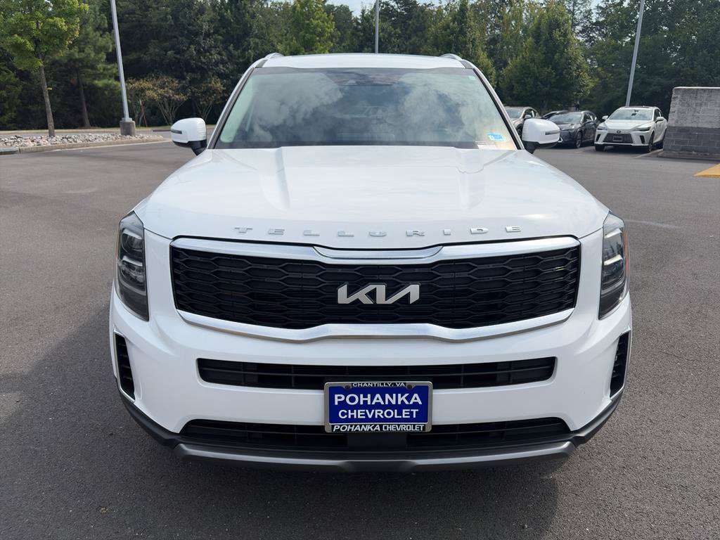Used 2022 Kia Telluride EX w/ EX Premium Package FWD image 2