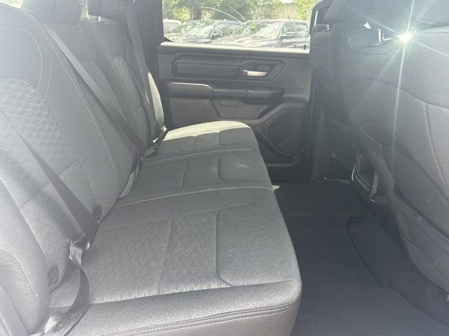 New 2026 RAM 1500 Express AWD/4WD image 17