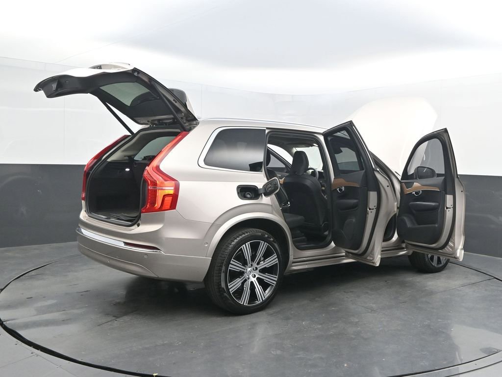 Certified 2024 Volvo XC90 B5 Plus image 39
