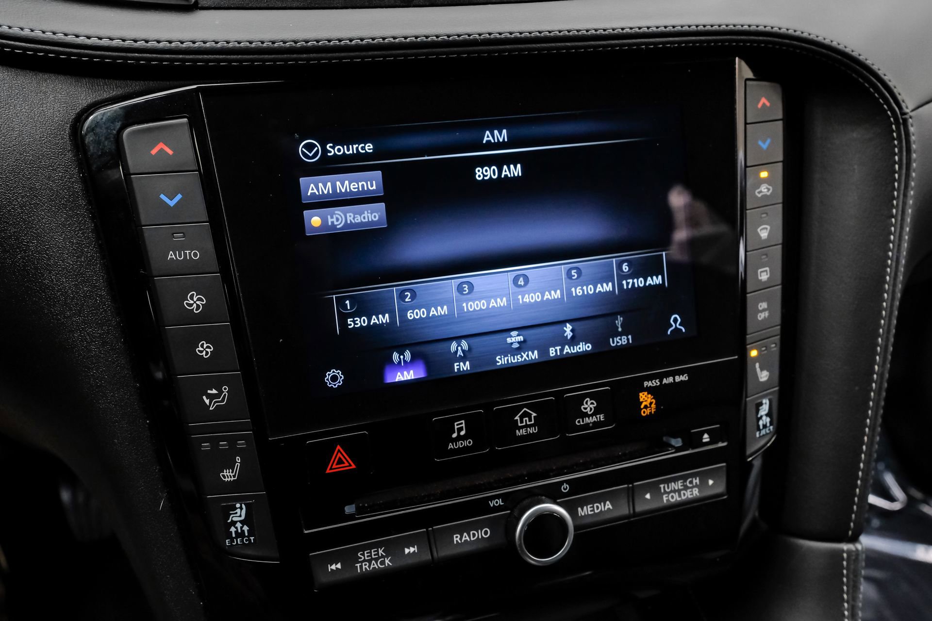 Used 2023 INFINITI QX55 Luxe w/ Cargo Package image 31