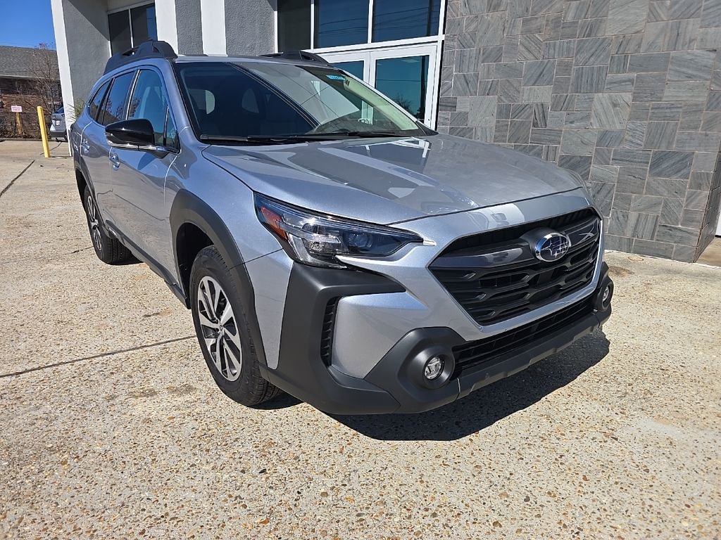 Used 2025 Subaru Outback Premium w/ Tech Package 1 image 4