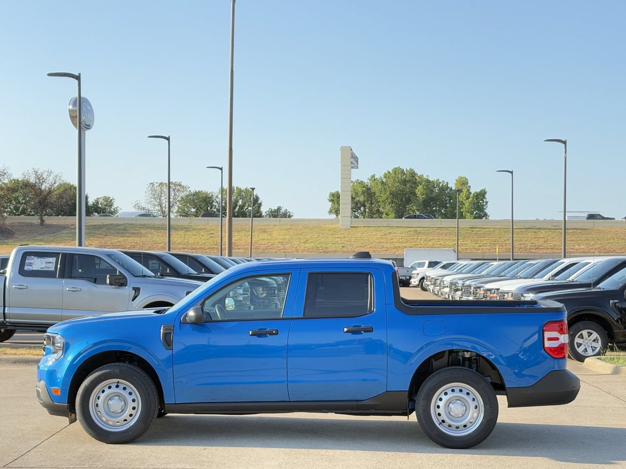New 2026 Ford Maverick XL FWD image 3
