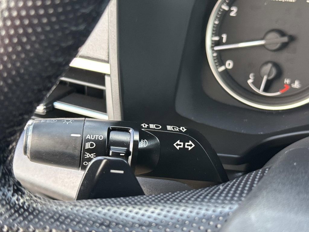 Used 2022 Mitsubishi Outlander SEL AWD/4WD image 39