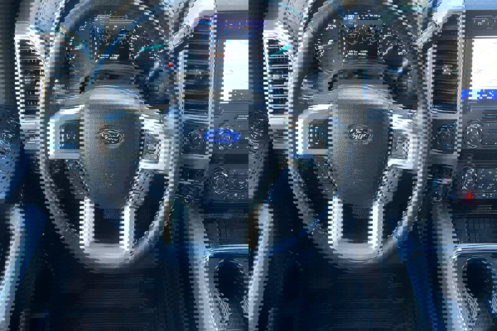 Used 2020 Ford F250 Lariat w/ Lariat Ultimate Package image 16