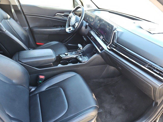 Used 2023 Kia Sportage EX image 11