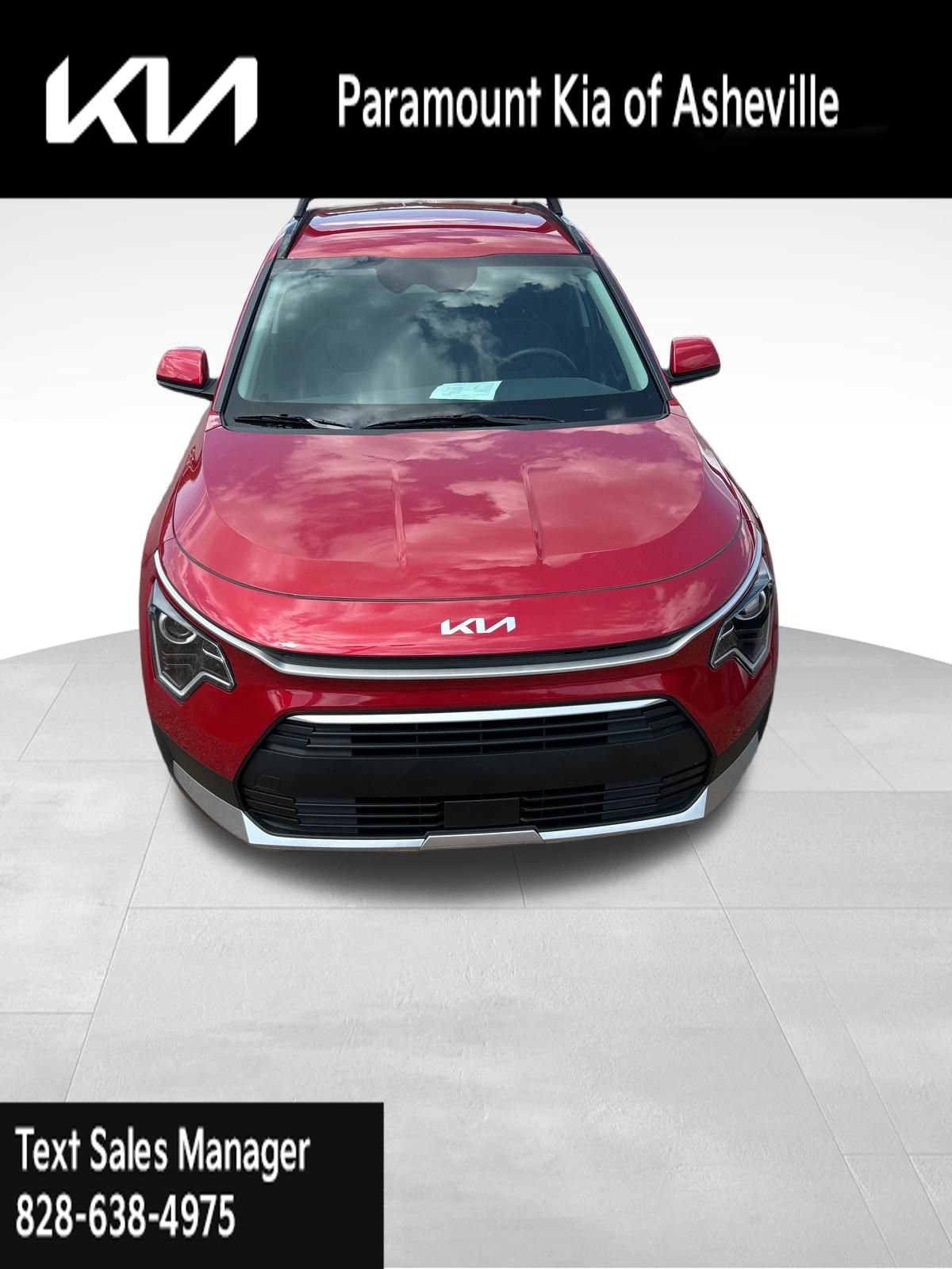 Certified 2025 Kia Niro EX FWD image 1