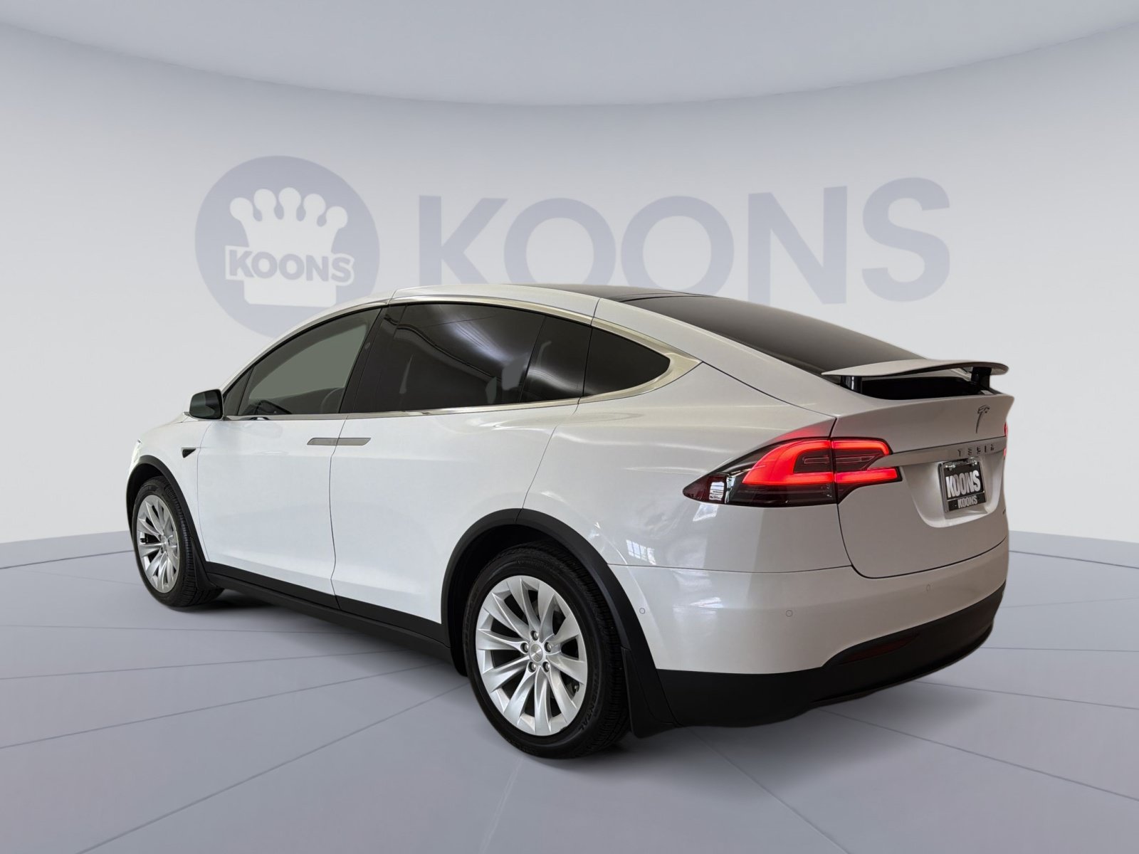 Used 2021 Tesla Model X Long Range AWD/4WD image 8