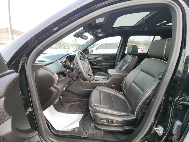 Used 2022 Chevrolet Traverse Premier w/ Redline Edition image 30