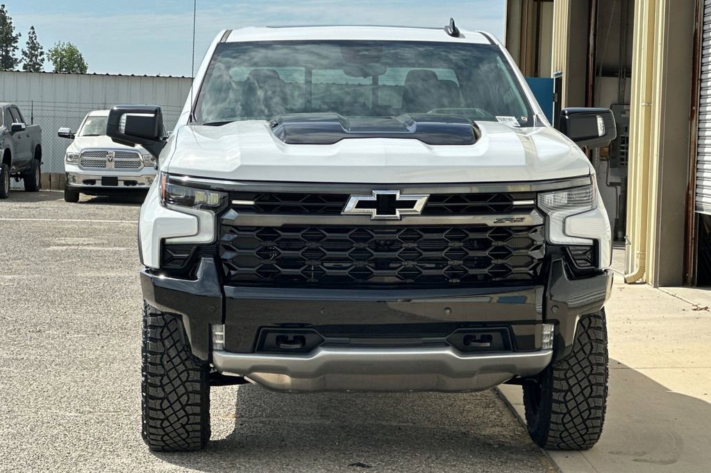 New 2026 Chevrolet Silverado 1500 ZR2 w/ Dark Appearance Package AWD/4WD image 10