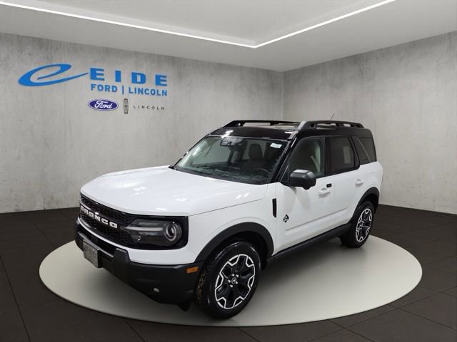 New 2025 Ford Bronco Sport Outer Banks w/ Outer Banks Tech Package+ AWD/4WD image 2