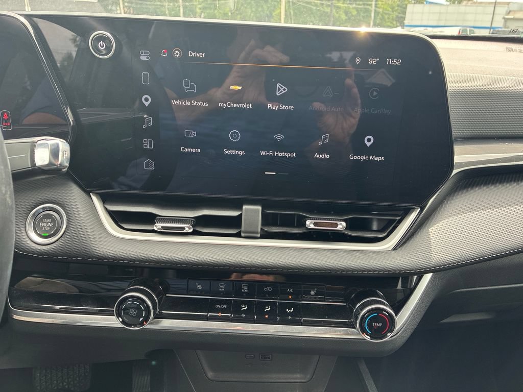 Used 2026 Chevrolet Equinox LT AWD/4WD image 41