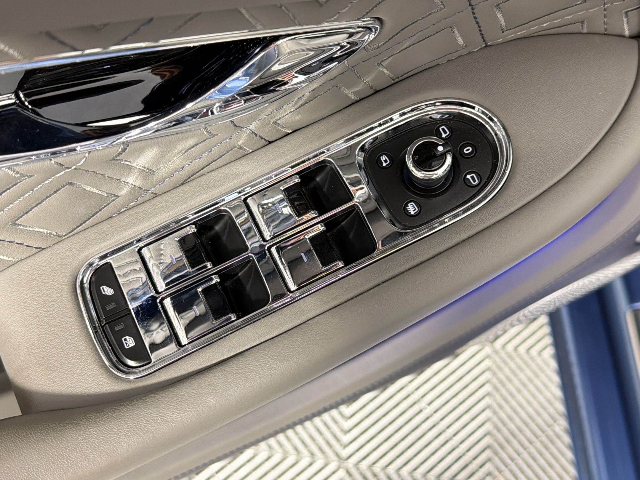 Used 2020 Bentley Continental GT V8 First Edition AWD/4WD image 13