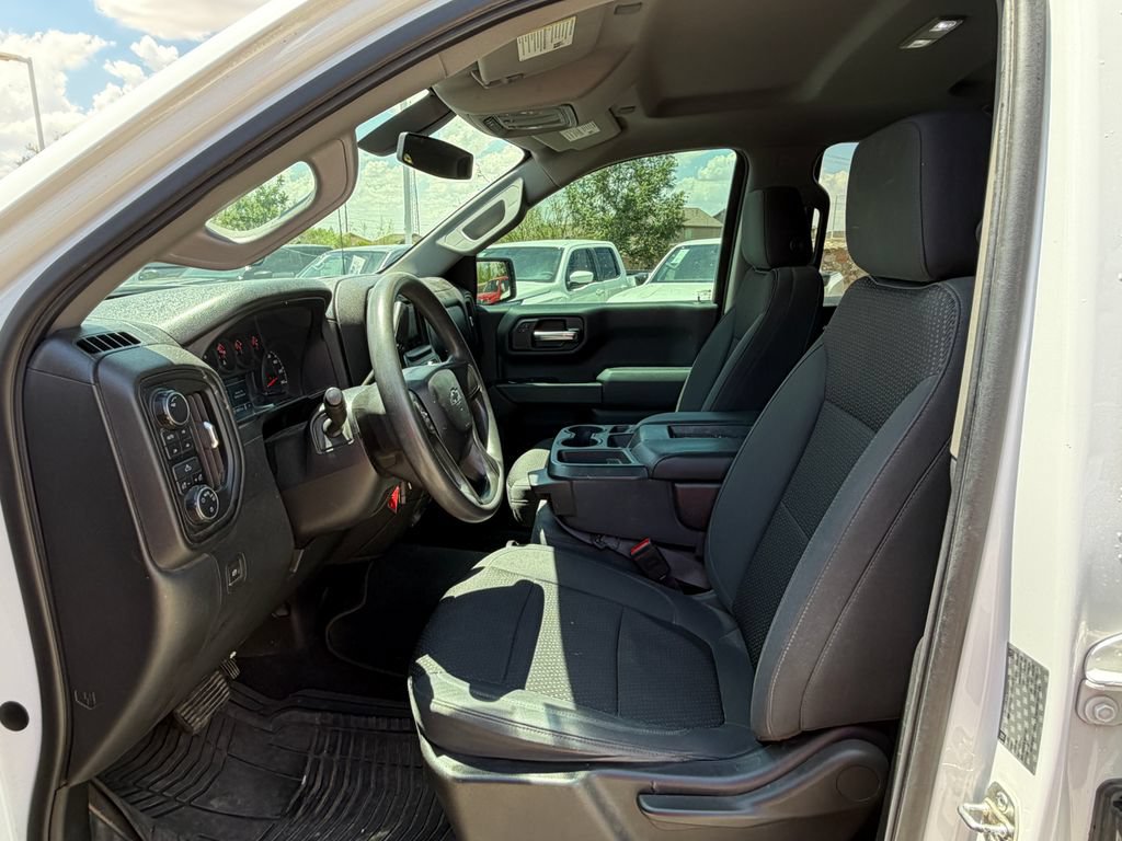 Used 2019 Chevrolet Silverado 1500 Custom Trail Boss w/ Custom Convenience Package AWD/4WD image 18