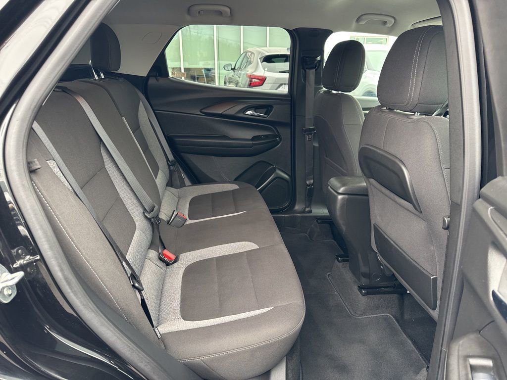 Used 2024 Chevrolet TrailBlazer LT w/ Driver Confidence Package image 21