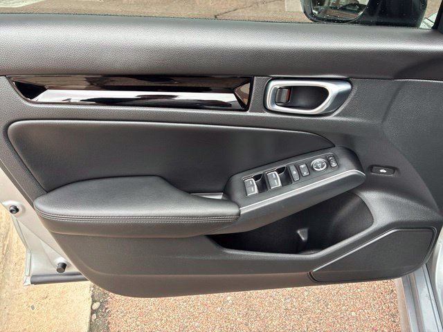 Certified 2025 Honda Civic Sport Touring image 7