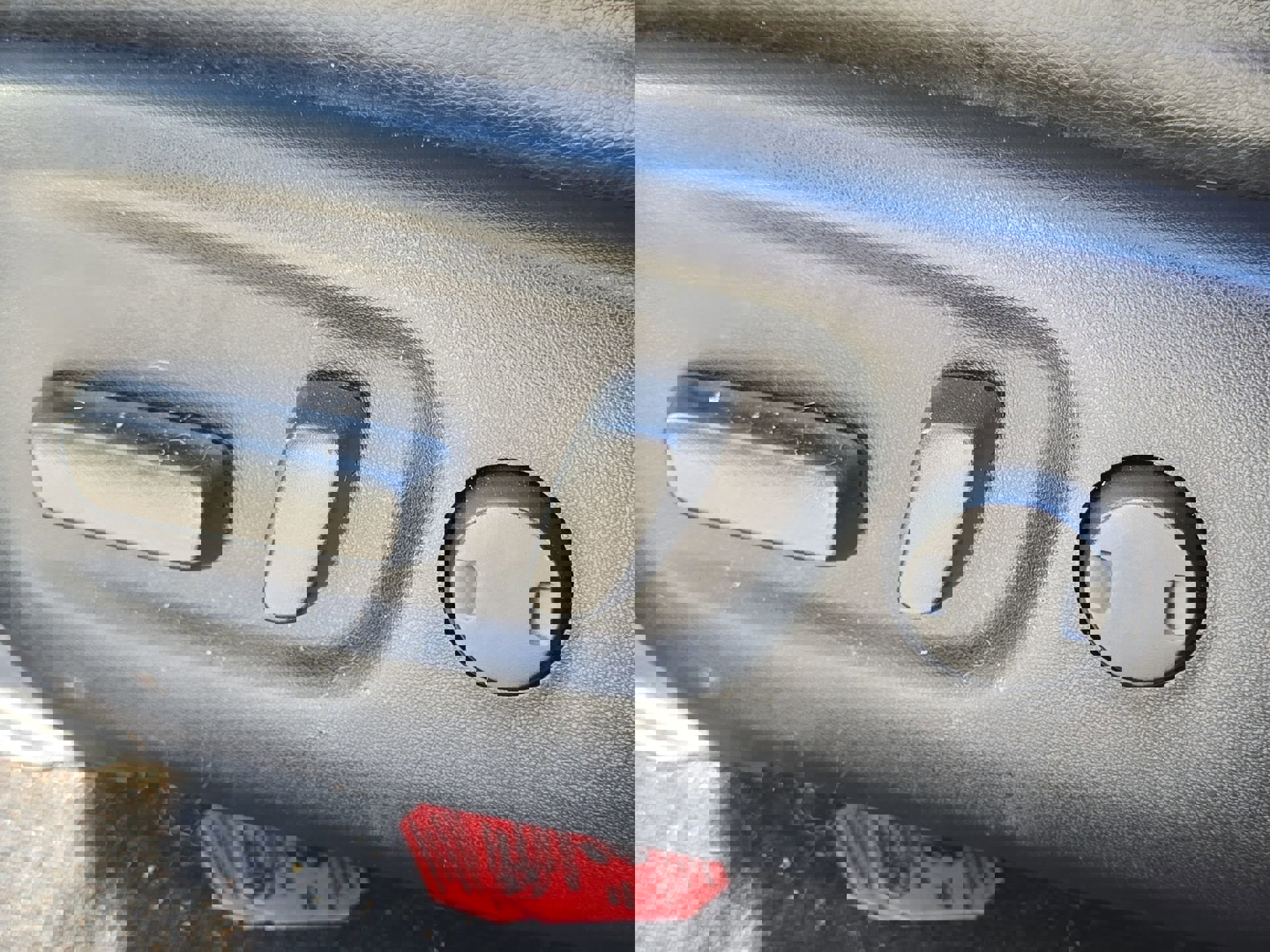 Used 2016 Toyota RAV4 Limited image 13