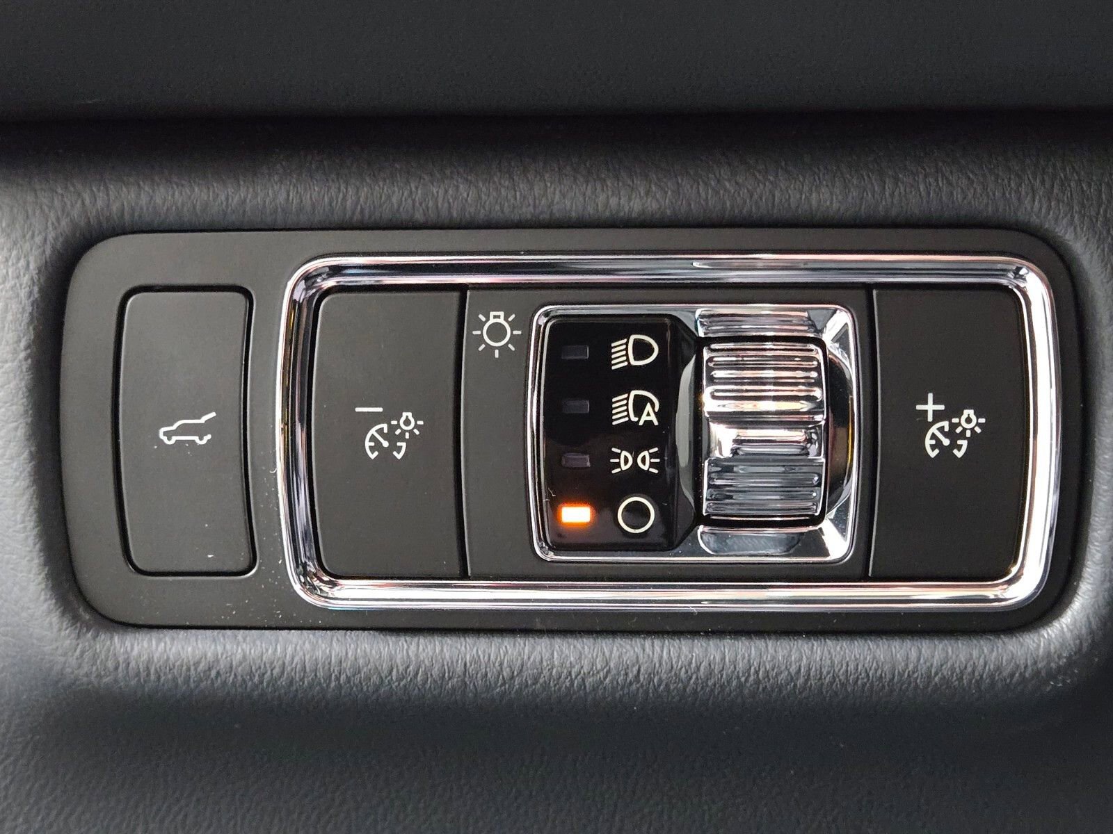 New 2026 Lincoln Aviator AWD w/ Jet Appearance Package image 24