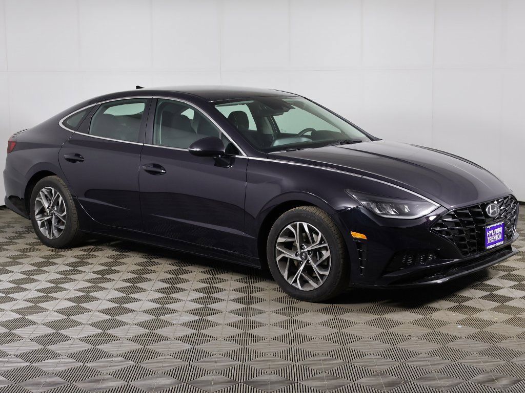 Used 2023 Hyundai Sonata SEL image 2