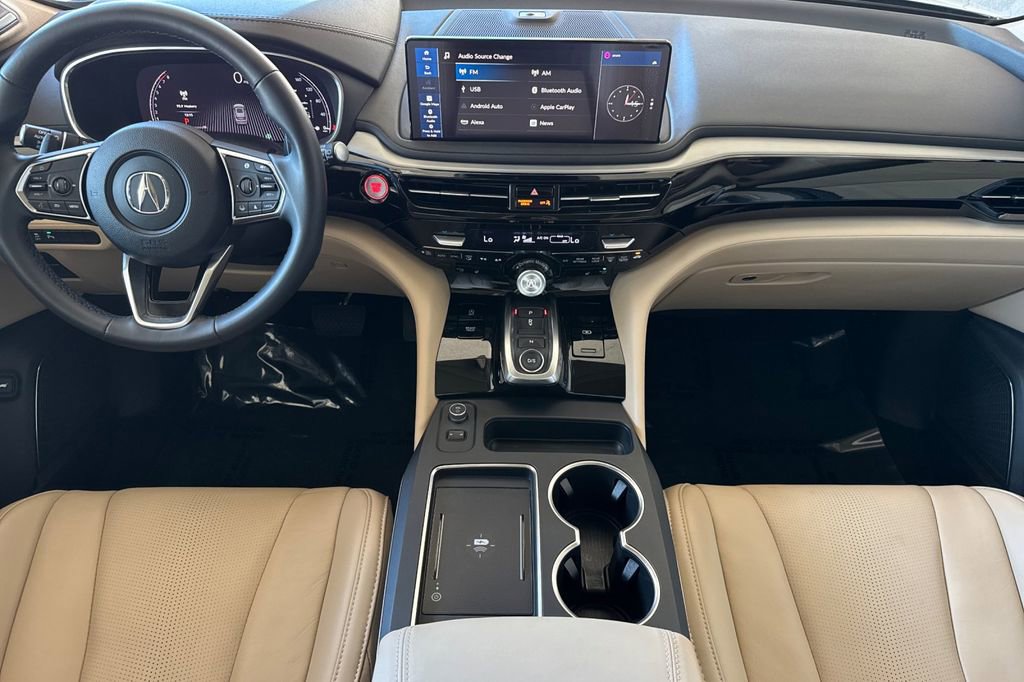 Certified 2025 Acura MDX w/ Technology Package image 4