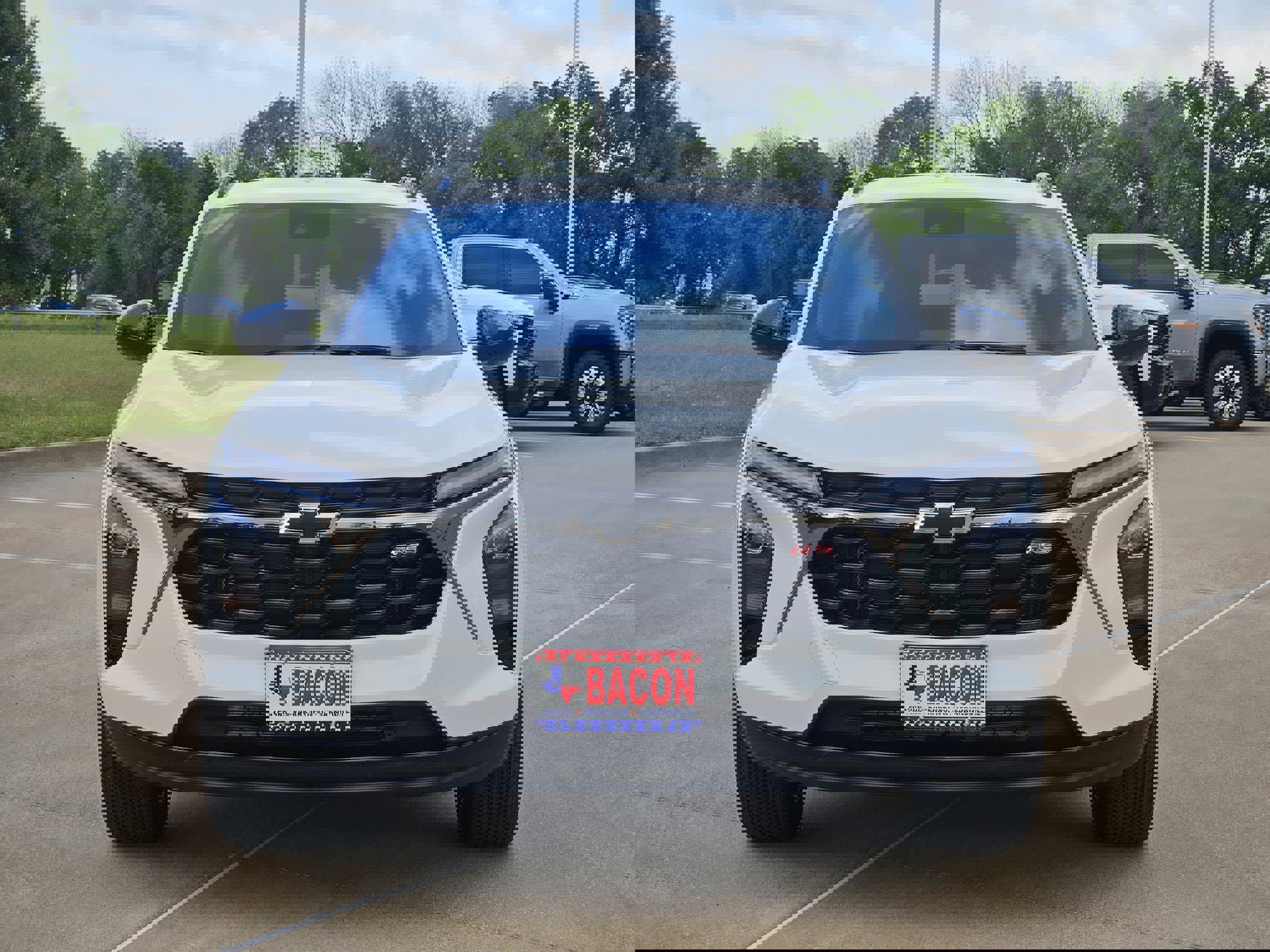 New 2026 Chevrolet Trax RS image 2