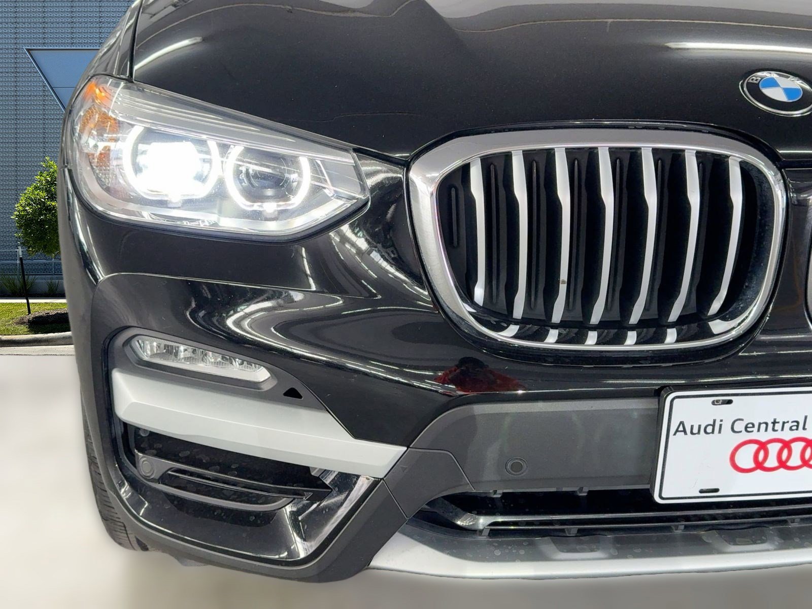 Used 2019 BMW X3 sDrive30i image 11