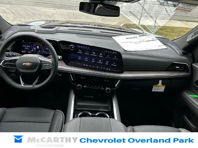 New 2026 Chevrolet Suburban Premier w/ Sun And Tow Package AWD/4WD image 22
