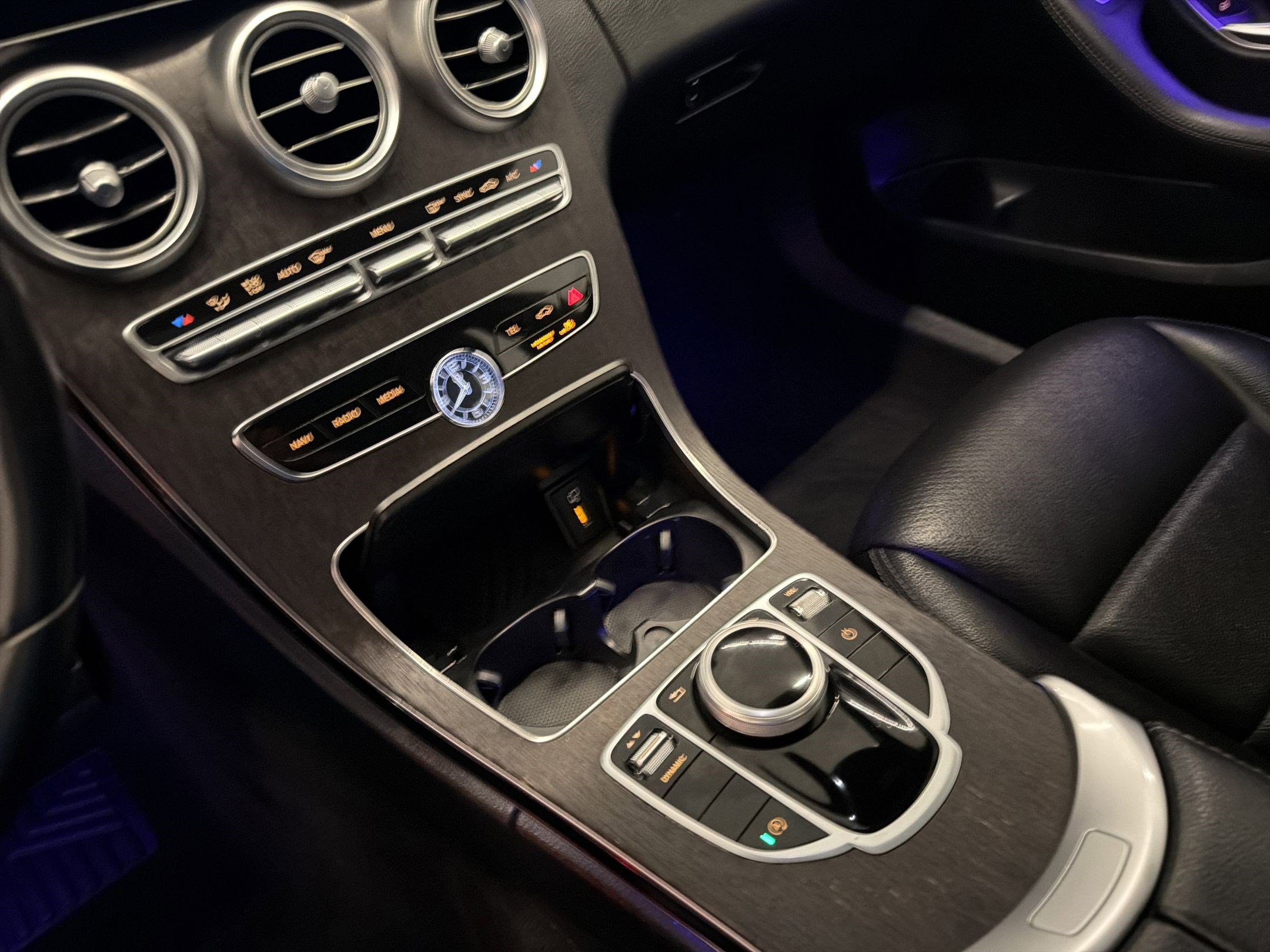 Certified 2020 Mercedes-Benz C 300 4MATIC Sedan image 23