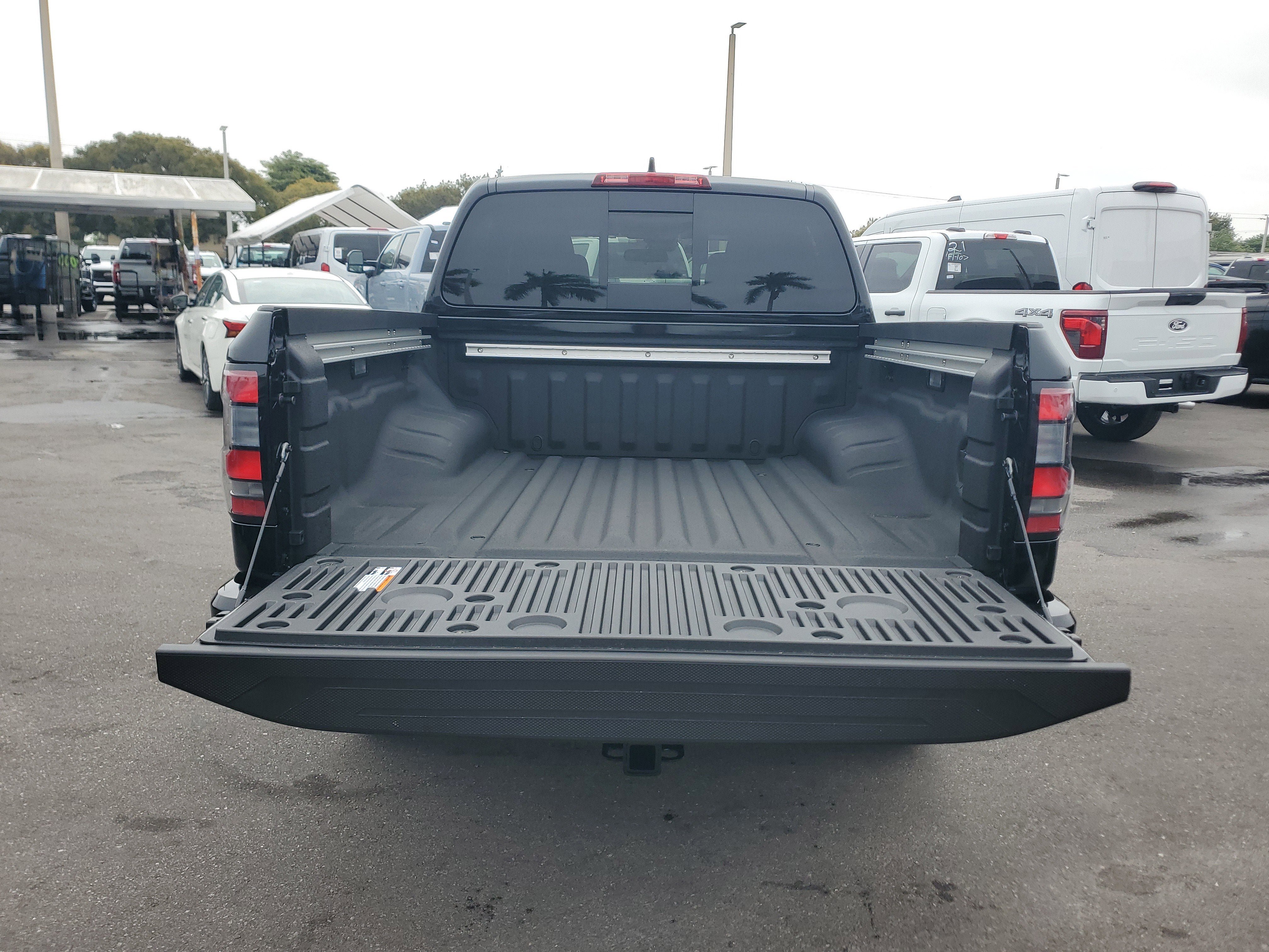 New 2026 Nissan Frontier PRO-4X AWD/4WD image 8