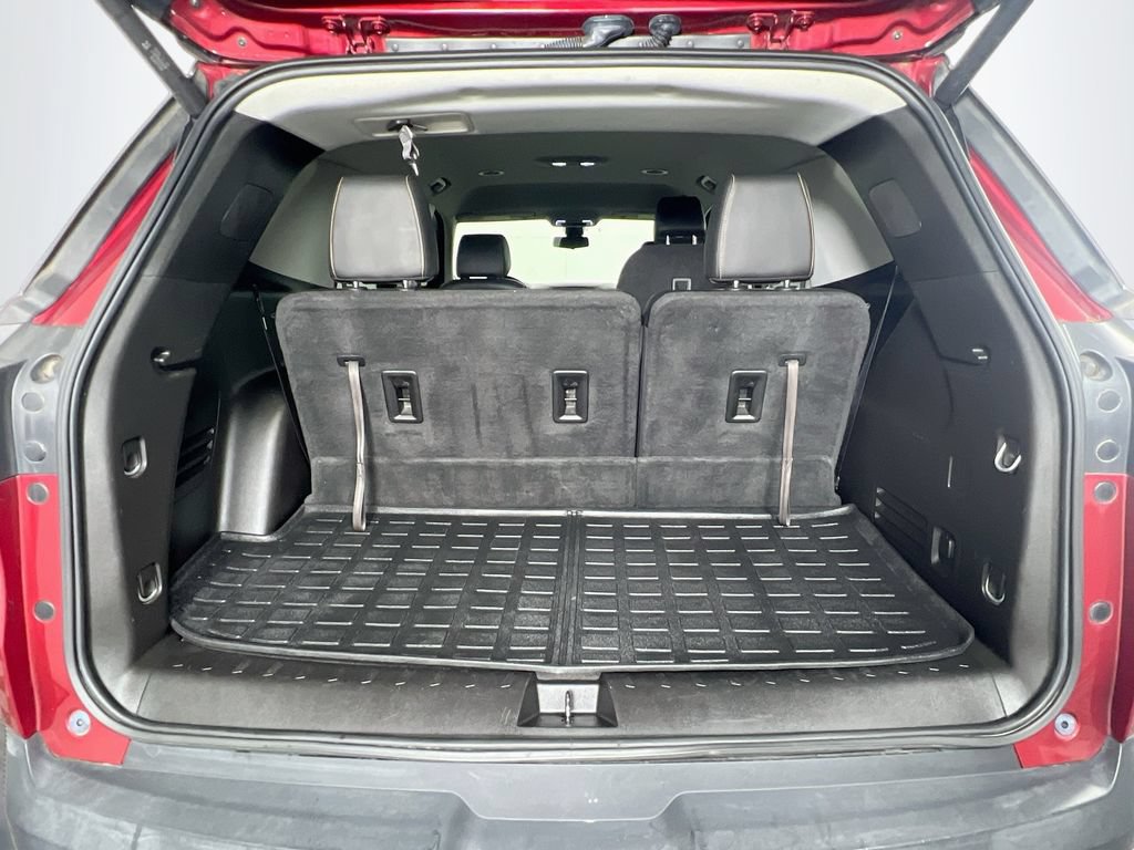 Used 2019 Chevrolet Traverse LT w/ LT Premium Package AWD/4WD image 31