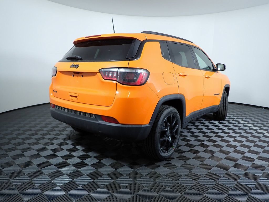 New 2026 Jeep Compass Latitude AWD/4WD image 15