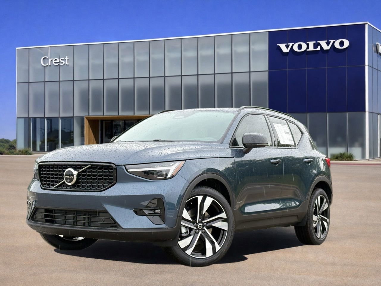 New 2026 Volvo XC40 B5 Ultra w/ Protection Package Premier AWD/4WD video 1