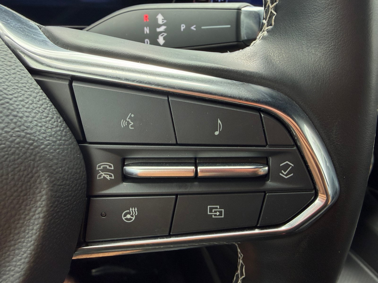 Used 2024 Chevrolet Blazer EV LT AWD/4WD image 23