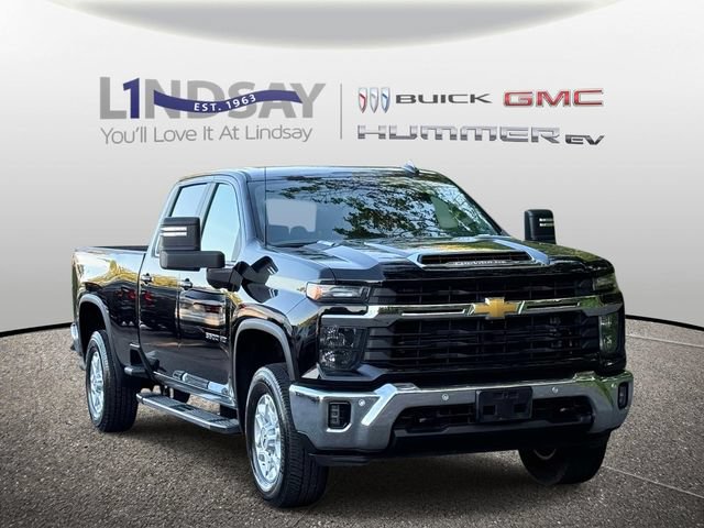Certified 2025 Chevrolet Silverado 3500 LT w/ Safety Package AWD/4WD image 2