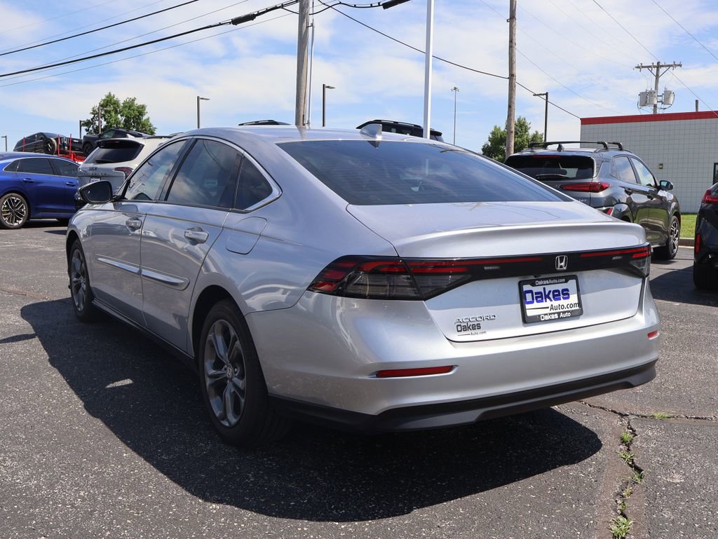 Used 2023 Honda Accord EX image 6