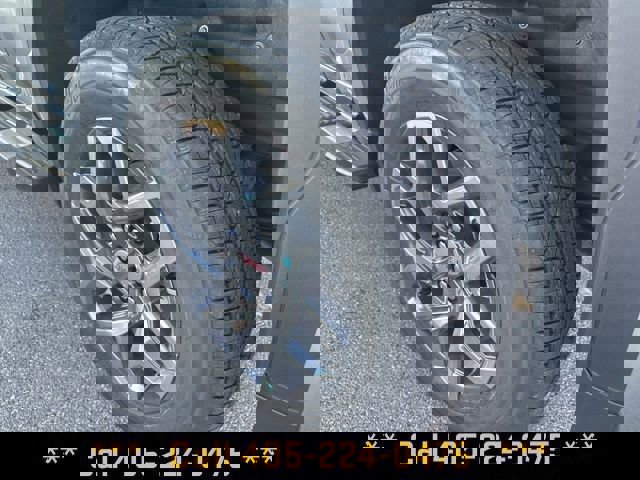 New 2026 GMC Sierra 1500 SLT w/ SLT Premium Package image 6