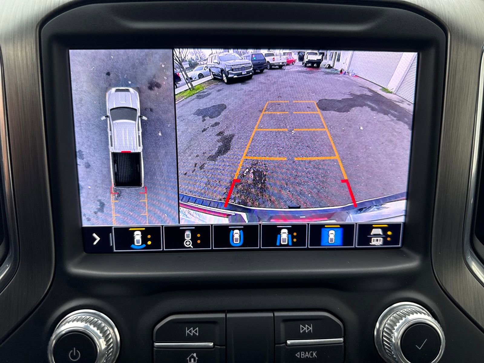 Used 2020 GMC Sierra 2500 Denali w/ Denali Ultimate Package image 20