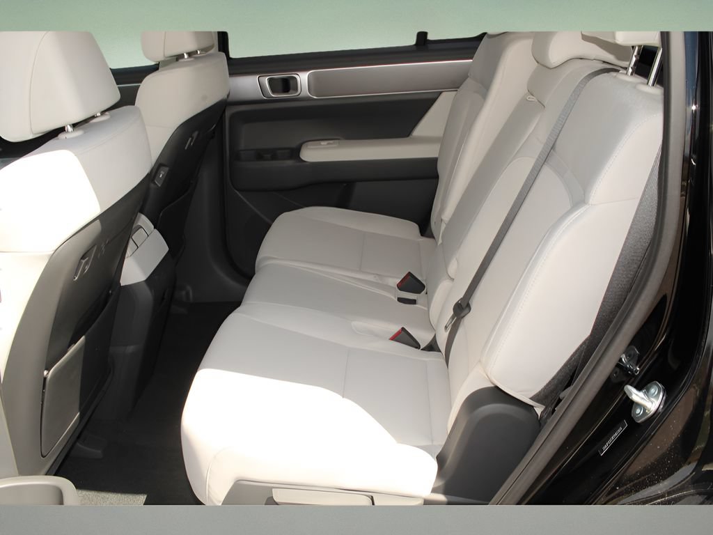 New 2026 Hyundai Santa Fe SE AWD/4WD image 13