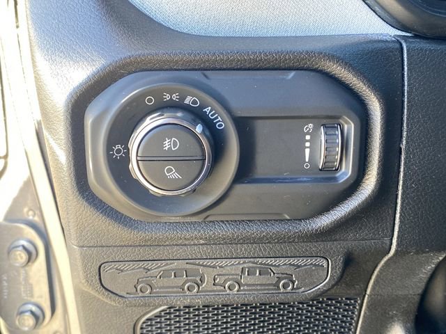 Used 2024 Jeep Gladiator Sport image 21