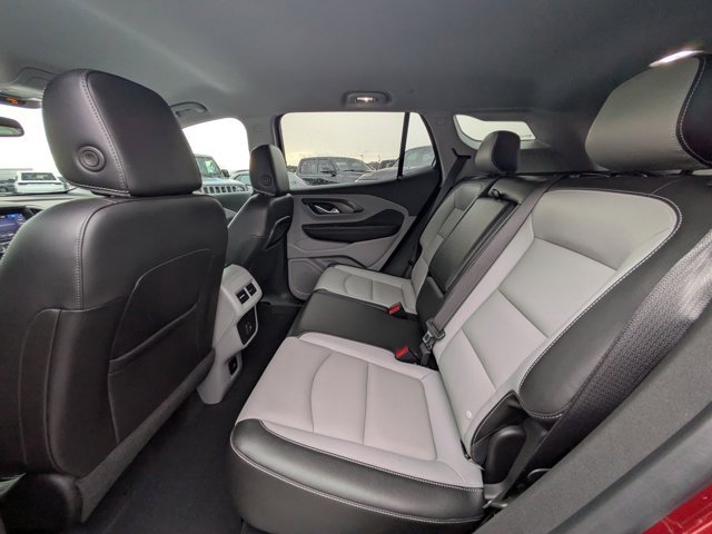 Used 2022 GMC Terrain SLT image 12