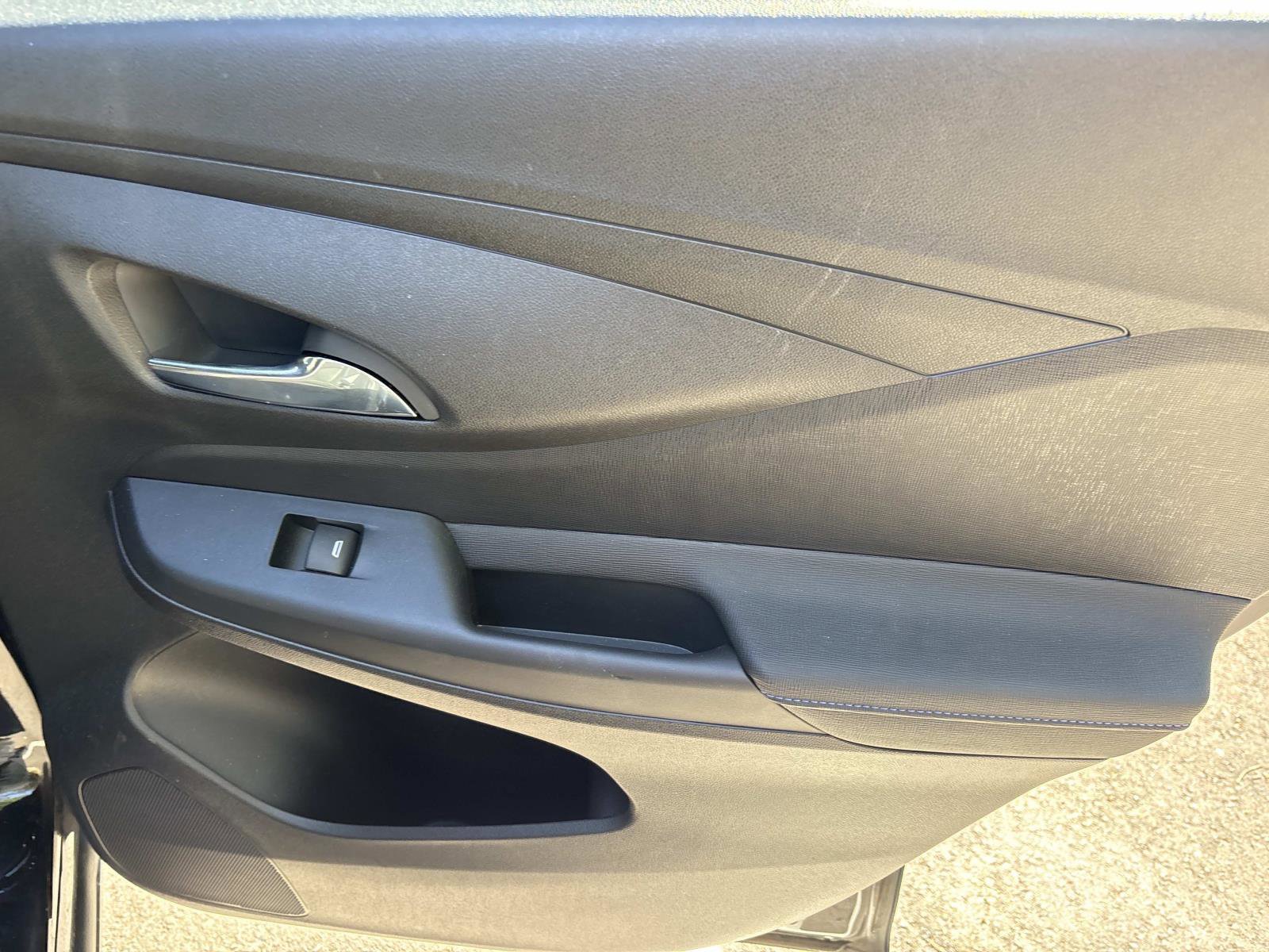 Used 2024 Buick Envista Sport Touring w/ Convenience I Package image 31