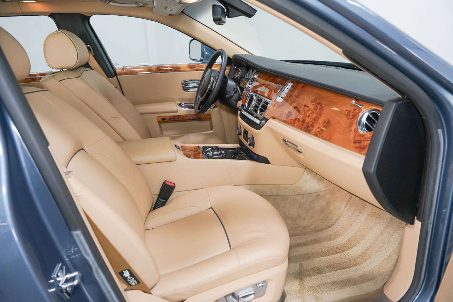 Used 2011 Rolls-Royce Ghost RWD image 10