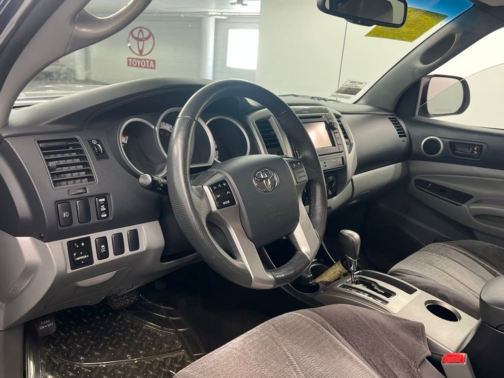 Used 2013 Toyota Tacoma PreRunner w/ TRD Sport Pkg RWD image 10
