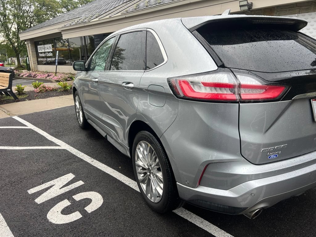 Used 2020 Ford Edge Titanium w/ Equipment Group 301A AWD/4WD image 5