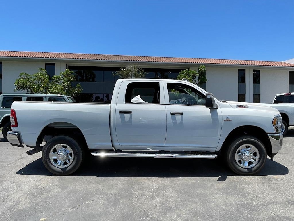 New 2024 RAM 2500 Tradesman w/ Chrome Appearance Group image 2