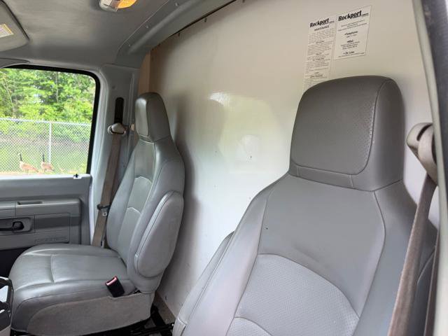 Used 2016 Ford E-350 and Econoline 350 Super Duty w/ Power Windows & Locks Group RWD image 19